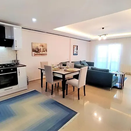 Flat With Shared Pool In Konyaalti